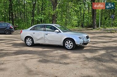 Седан Audi A4 2004 в Києві