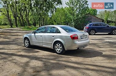 Седан Audi A4 2004 в Києві