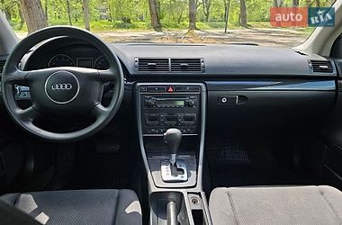 Седан Audi A4 2004 в Києві