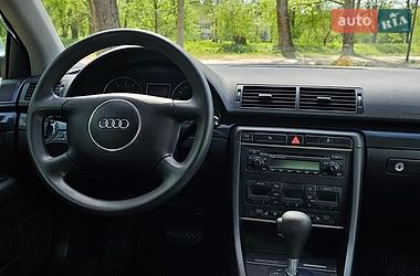 Седан Audi A4 2004 в Києві