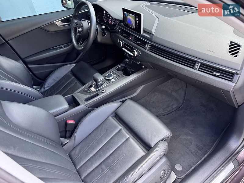Седан Audi A4 2018 в Києві