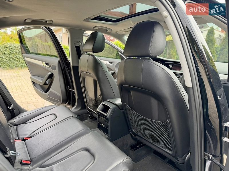 Седан Audi A4 2012 в Одессе