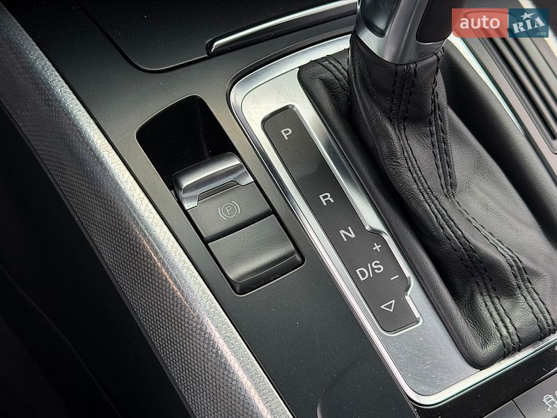 Седан Audi A4 2012 в Одессе