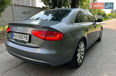 Седан Audi A4 2012 в Києві