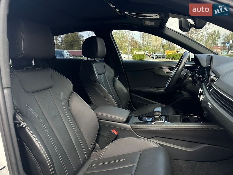 Седан Audi A4 2020 в Киеве