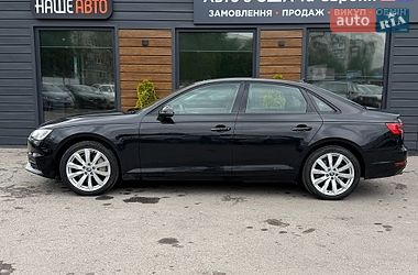 Седан Audi A4 2015 в Шептицькому