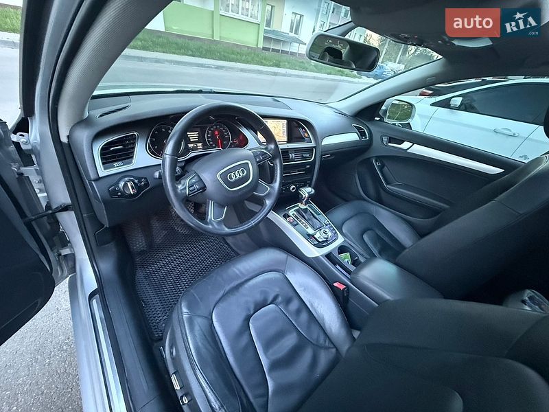 Седан Audi A4 2014 в Харкові