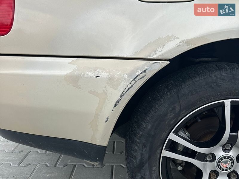 Седан Audi A4 1996 в Коломые