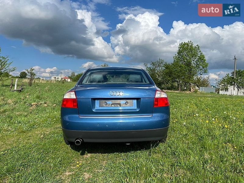 Седан Audi A4 2001 в Дрогобыче