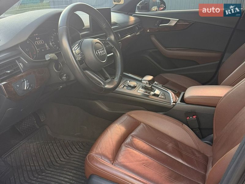 Седан Audi A4 2018 в Кривом Роге
