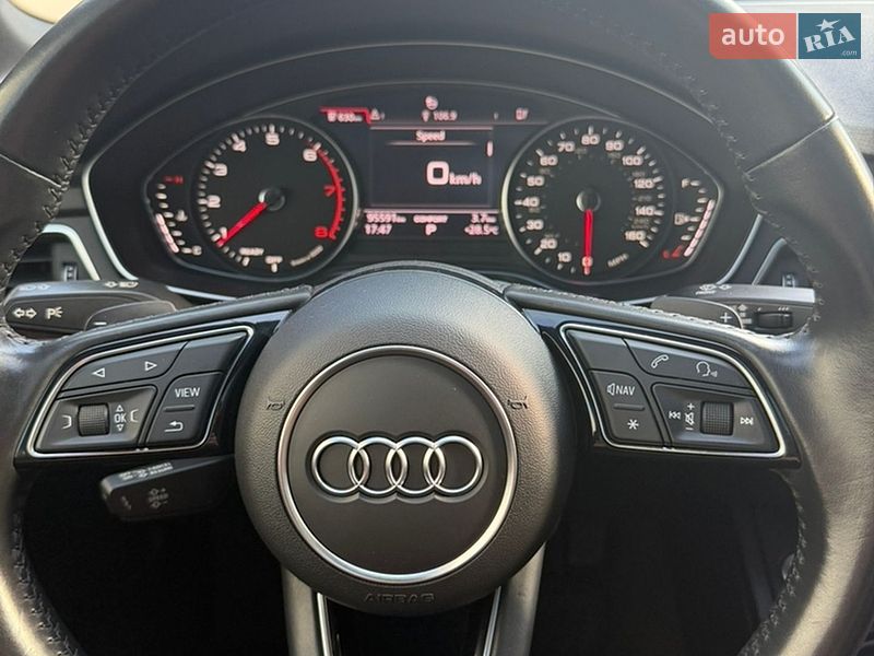 Седан Audi A4 2018 в Кривом Роге
