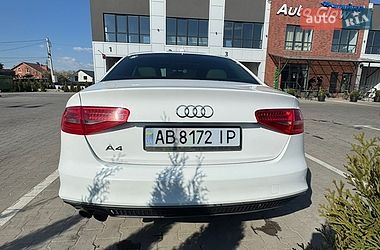 Седан Audi A4 2015 в Виннице
