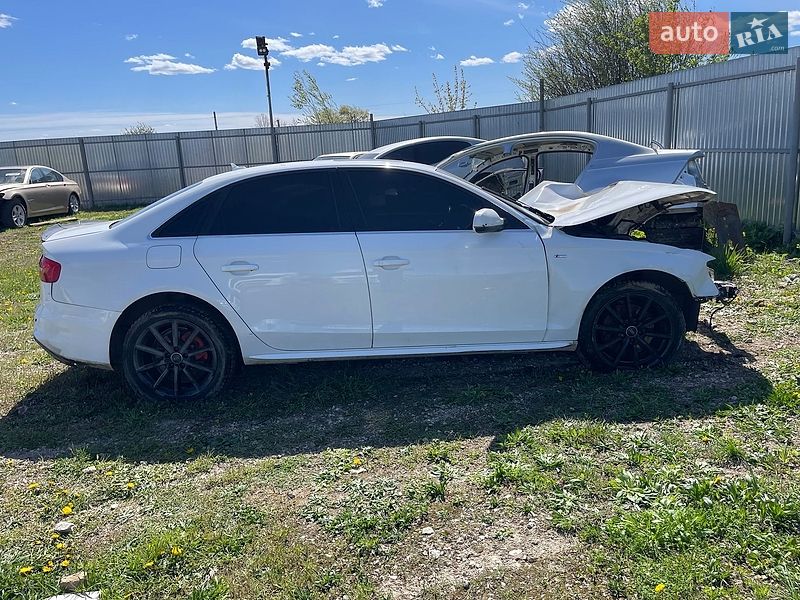 Седан Audi A4 2013 в Тернополе