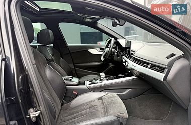 Седан Audi A4 2020 в Львові