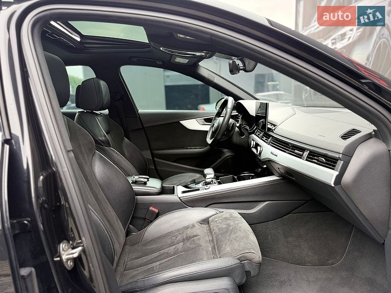 Седан Audi A4 2020 в Львові