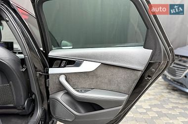 Седан Audi A4 2020 в Львові