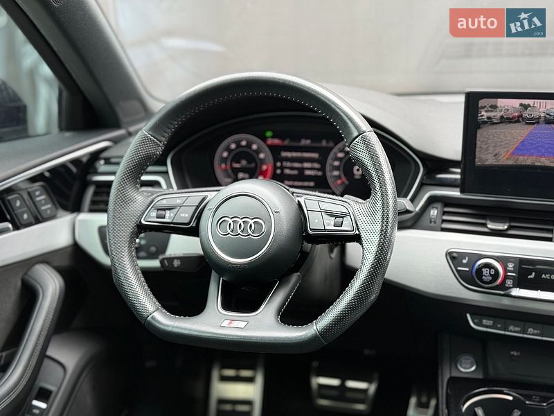 Седан Audi A4 2020 в Львові