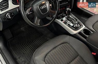 Седан Audi A4 2010 в Нежине