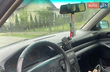 Седан Audi A4 1996 в Дрогобичі