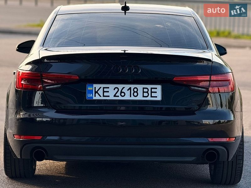Седан Audi A4 2016 в Дніпрі