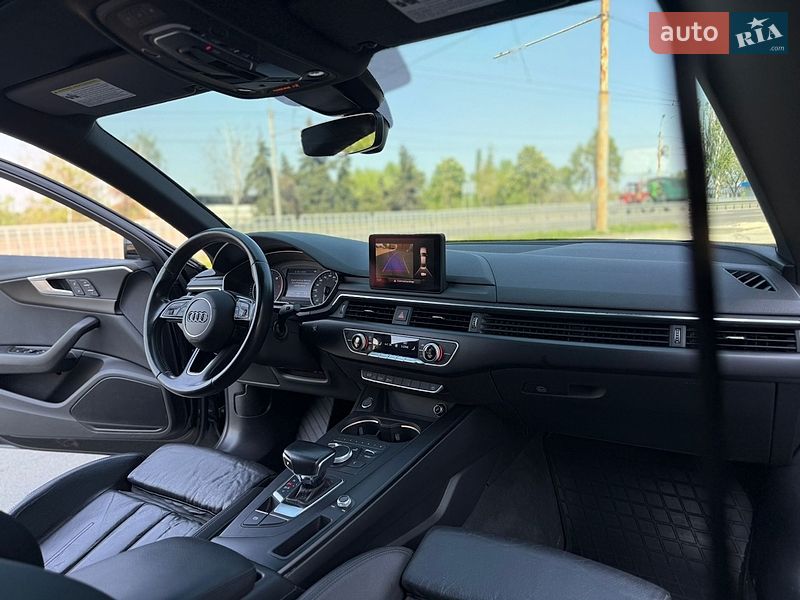 Седан Audi A4 2016 в Дніпрі