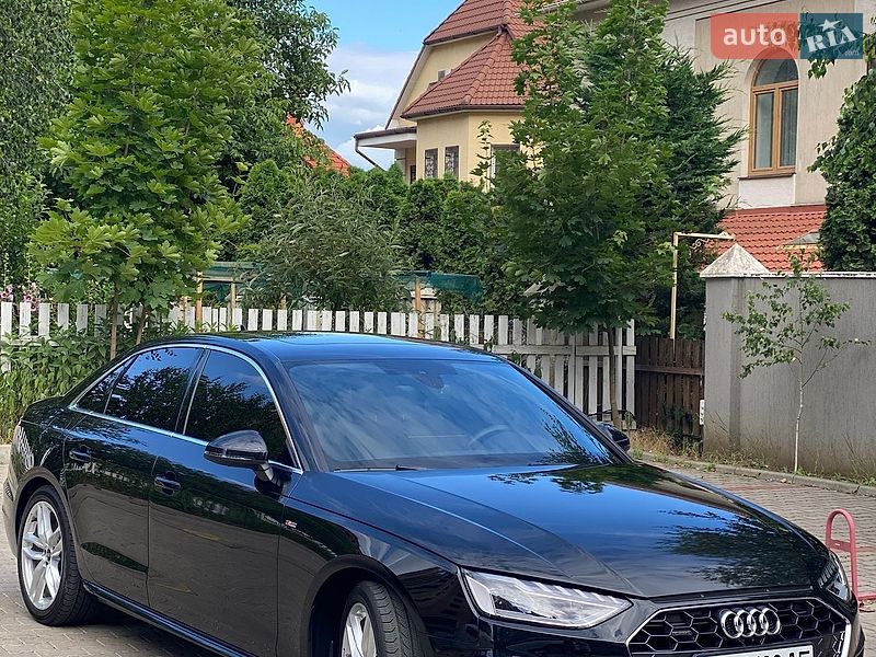 Седан Audi A4 2023 в Одессе