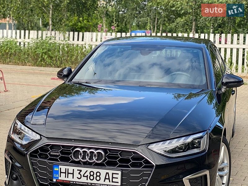 Седан Audi A4 2023 в Одессе