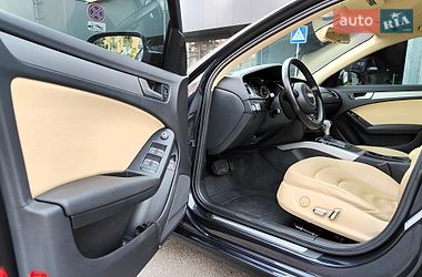 Седан Audi A4 2013 в Киеве