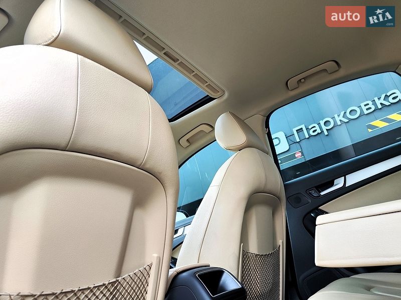 Седан Audi A4 2013 в Киеве