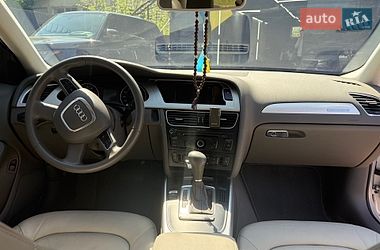 Седан Audi A4 2011 в Сумах