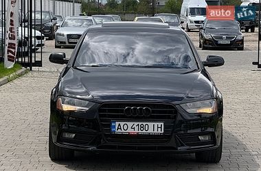 Седан Audi A4 2014 в Ужгороде