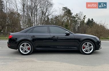Седан Audi A4 2018 в Львове