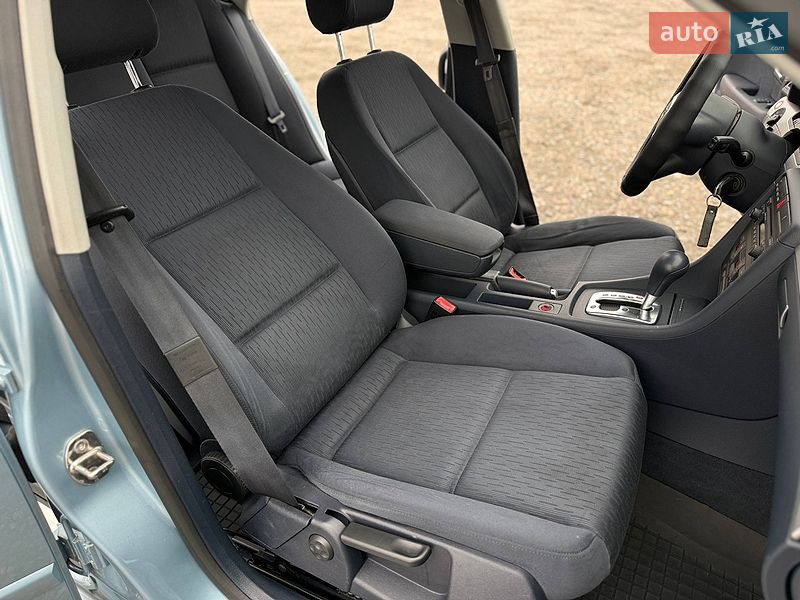 Седан Audi A4 2005 в Дніпрі