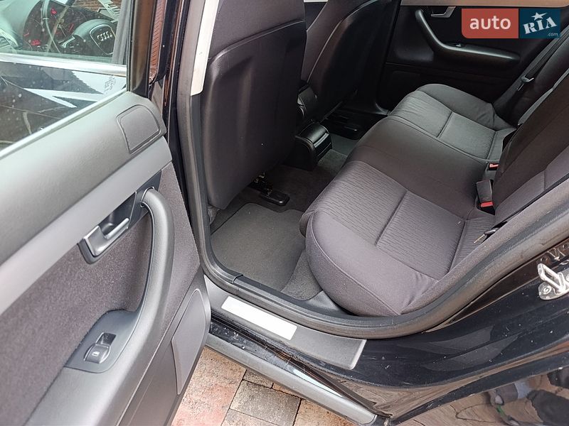 Седан Audi A4 2007 в Сарнах