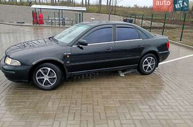 Седан Audi A4 1997 в Голованевске