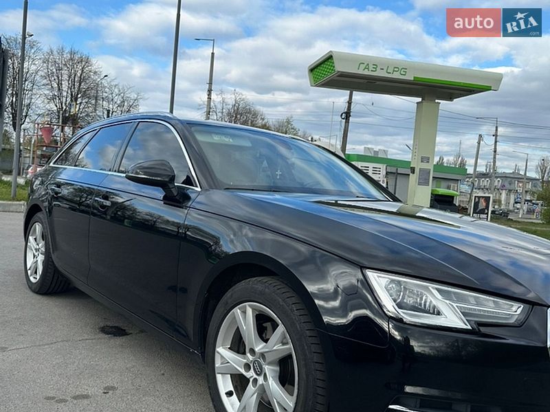 Універсал Audi A4 2016 в Вінниці
