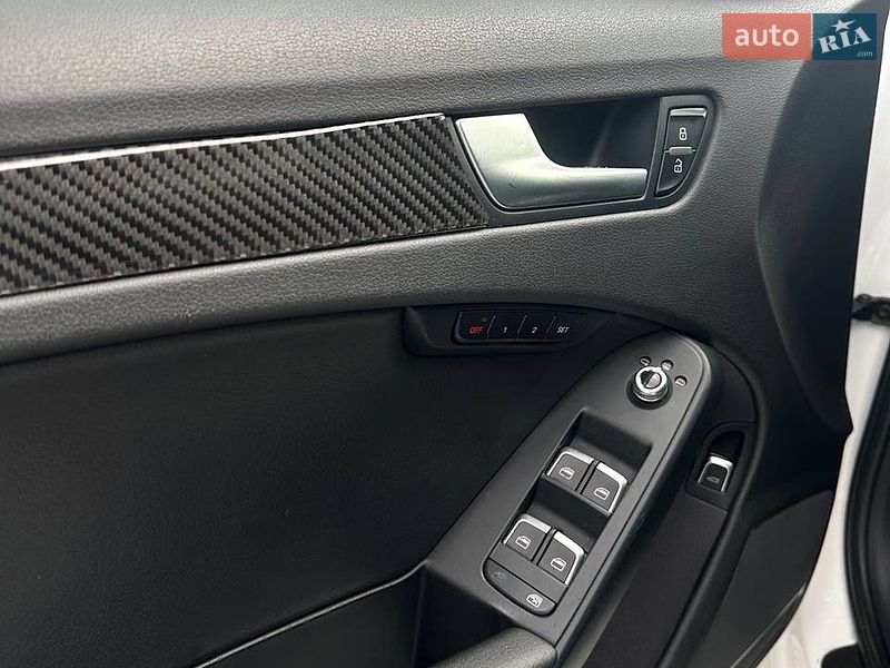 Седан Audi A4 2013 в Вараші