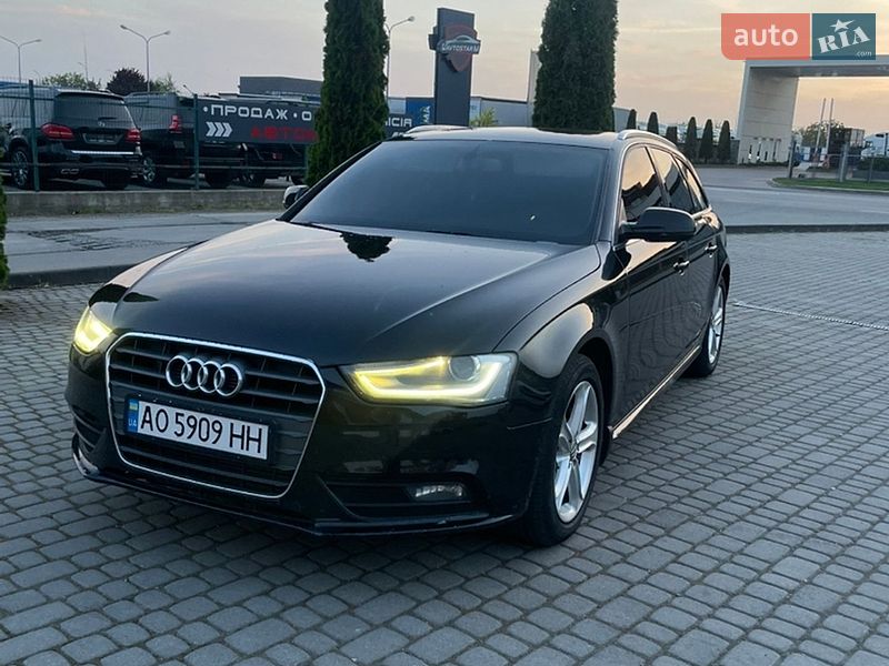 Універсал Audi A4 2013 в Мукачевому