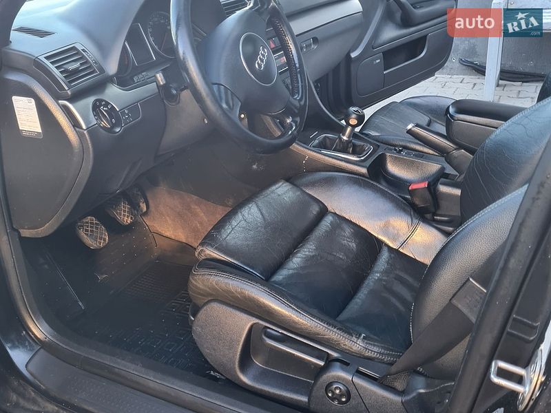 Универсал Audi A4 2003 в Киеве