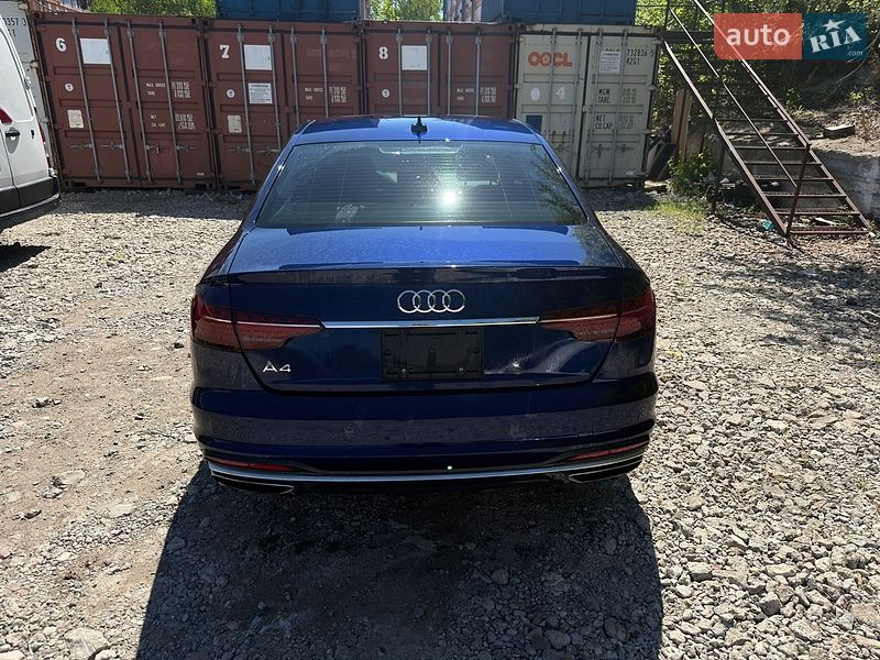 Седан Audi A4 2020 в Киеве