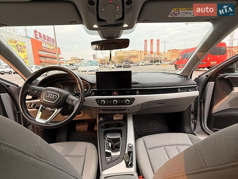 Универсал Audi A4 2020 в Черновцах