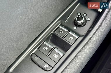 Седан Audi A4 2017 в Харкові