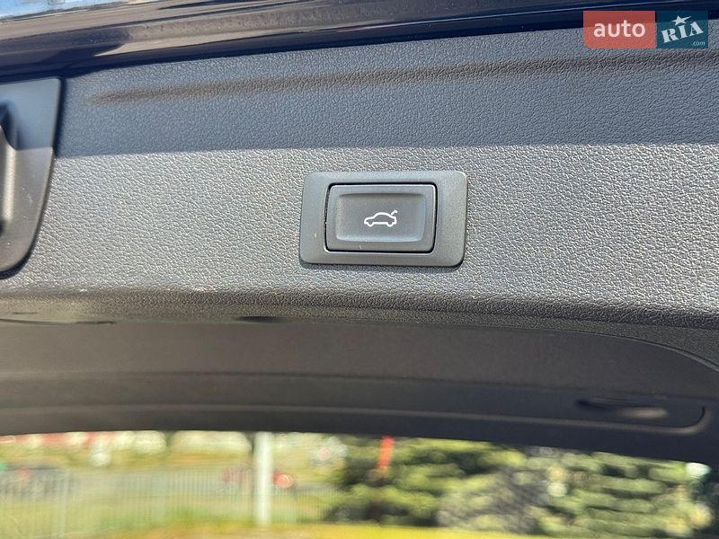 Универсал Audi A4 2018 в Киеве фото 13 Универсал Audi A4 2018 в Киеве
