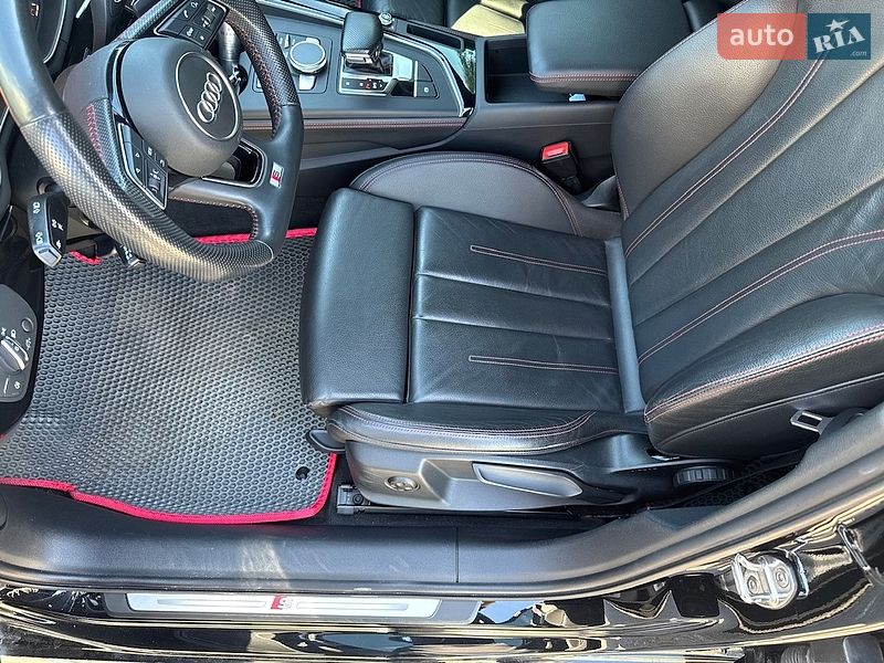 Универсал Audi A4 2018 в Киеве фото 22 Универсал Audi A4 2018 в Киеве