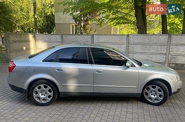Седан Audi A4 2000 в Рівному