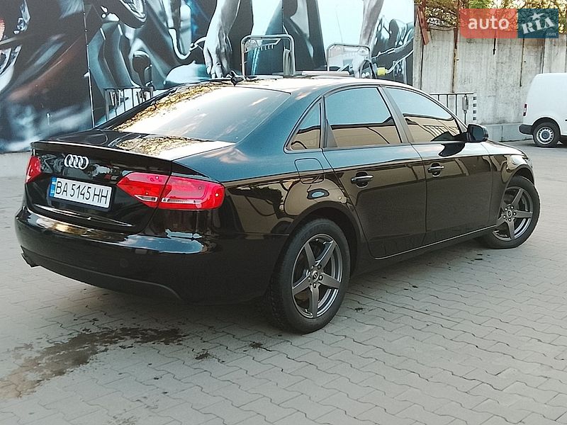 Седан Audi A4 2009 в Умани