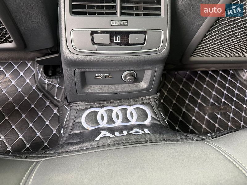 Седан Audi A4 2021 в Харькове
