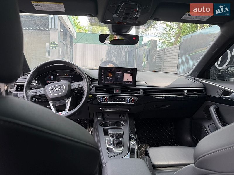 Седан Audi A4 2021 в Харькове