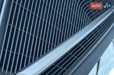 Седан Audi A4 2018 в Ровно