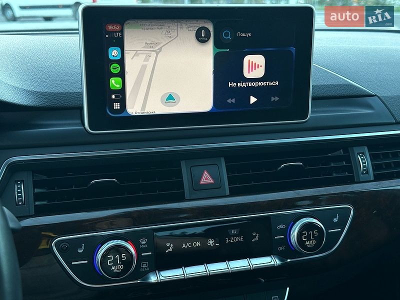 Седан Audi A4 2018 в Ровно